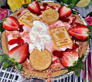 Strawberry Bougie Cookie Ice Cream Pie